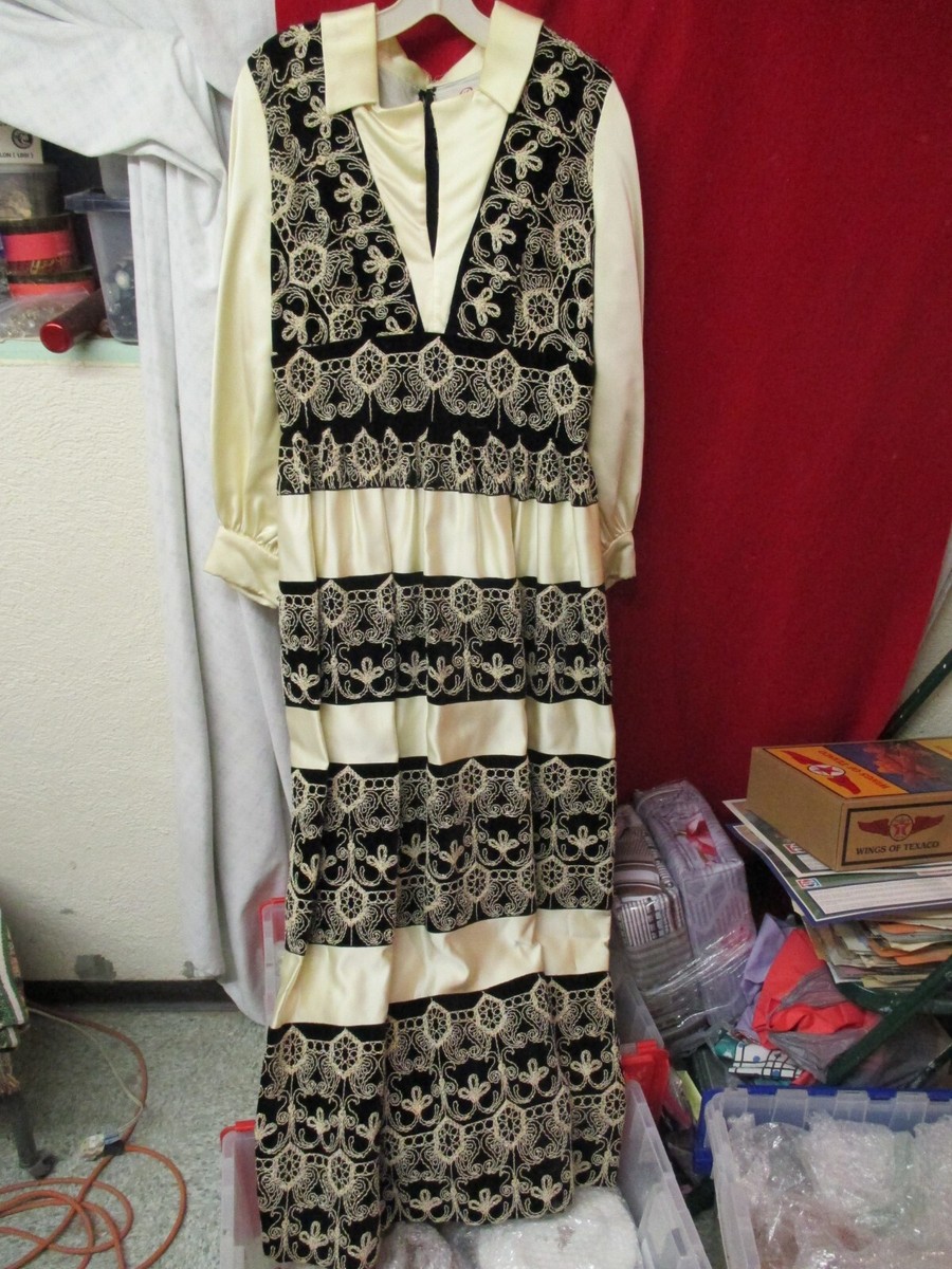 Vintage Gray Rose of Colorado Springs ivory Satin black Velvet embroidered  Dress | eBay