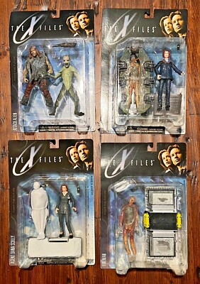 The X-Files Mulder Agent Scully Attack Alien Cryopod Figures McFarlane U PICK