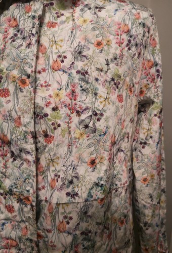 GIRLS CREAM FLORAL COAT AGE 13 YEARS NEXT - Picture 2 of 4