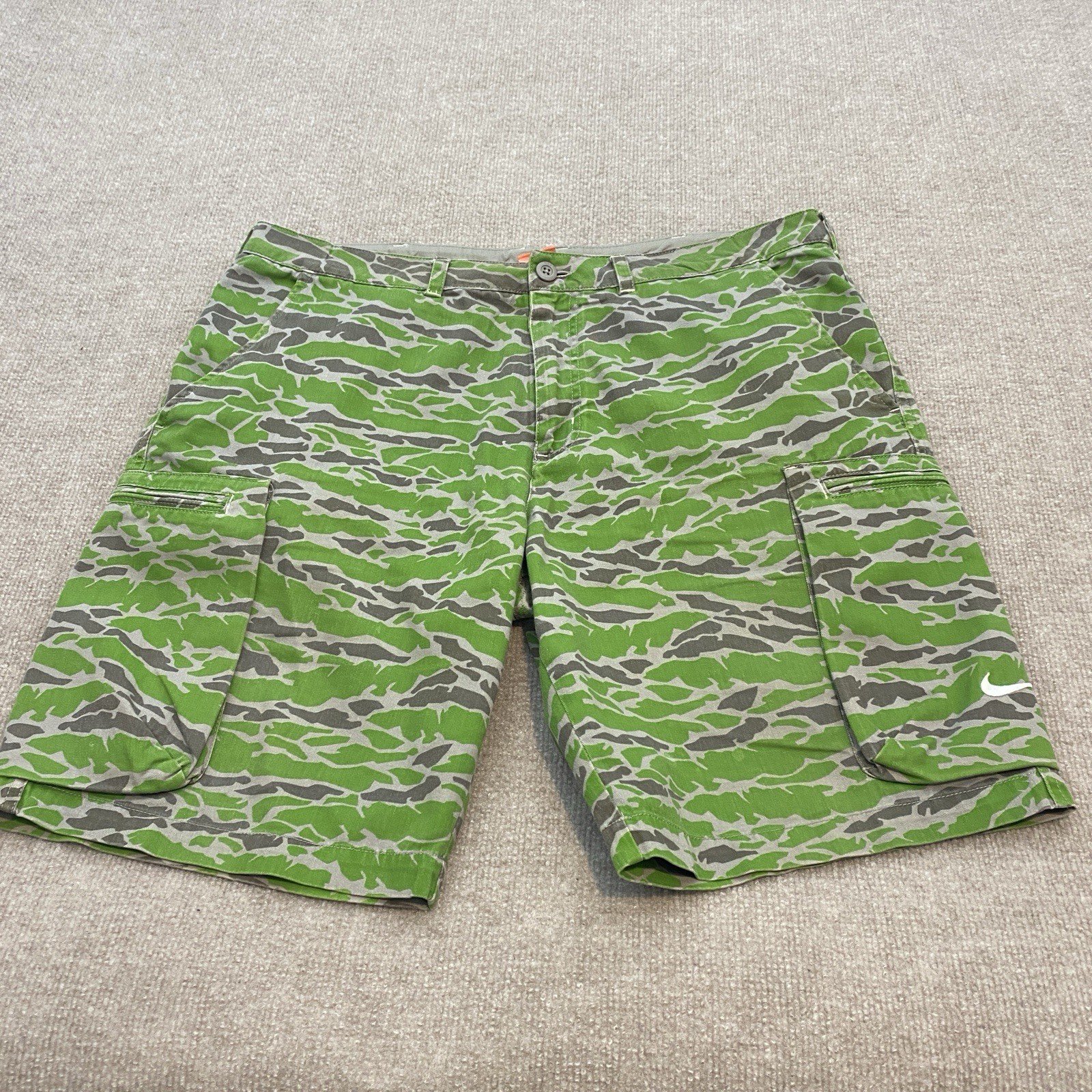 Vintage Nike Camo Cargo Shorts Men's 36 Fits 38 Y2K Pockets Gorpcore Grunge