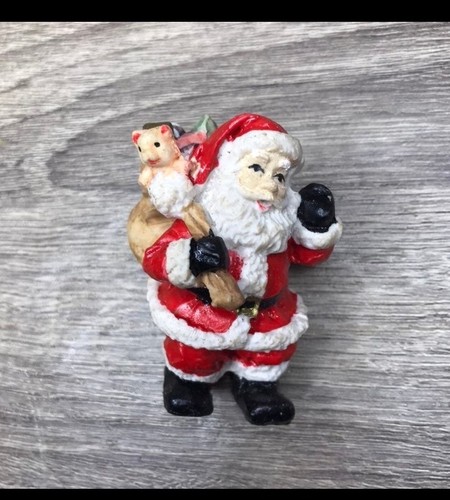 Vintage Lot of 3 Santa Claus Christmas Village Accessory Resin Mini Figurines - Picture 2 of 8