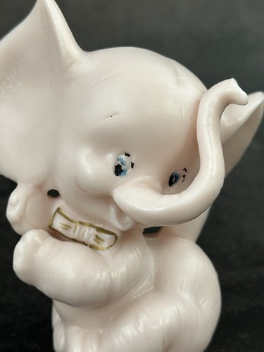 Vintage Porcelain Pink Anthropomorphic Baby Elephant Kitch Figurine - Picture 2 of 9