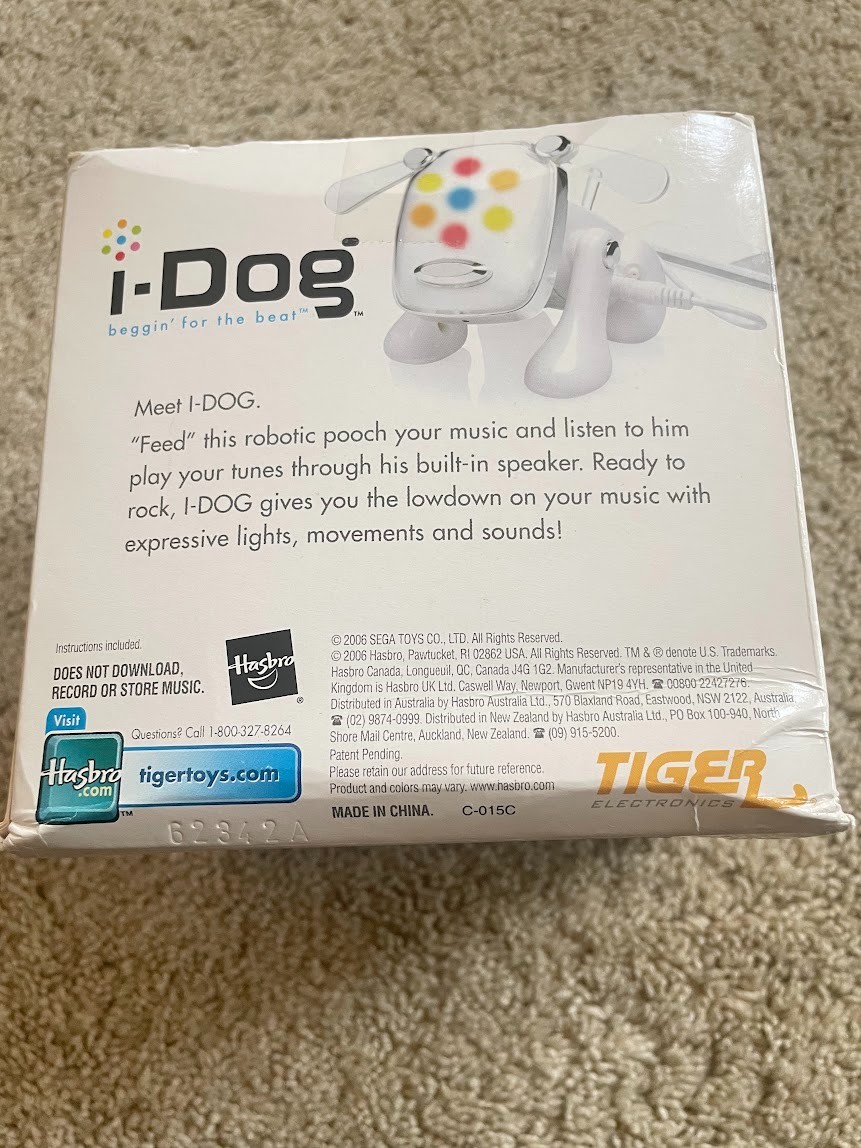 I-Dog Robotic Dog MP3 Player Speaker RARE Toys R' Us Lime Green