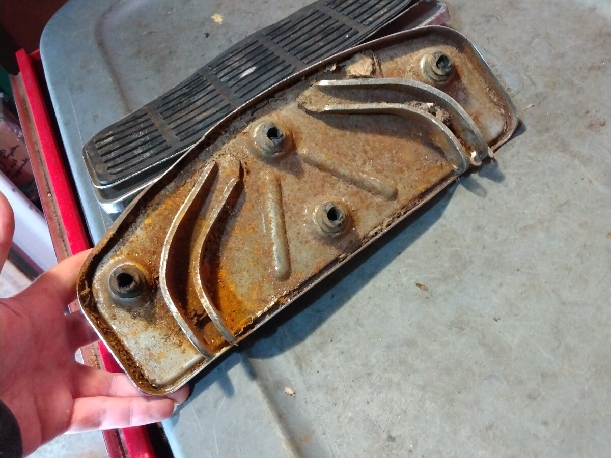 HarleyDavidson used floorboards 12"x43/4" used chrome different floor