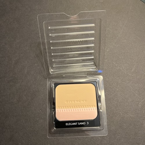 Givenchy Teint Couture Powder Foundation & Highlighter #3 Elegant Sand - Picture 2 of 3