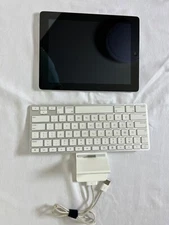 Apple iPad 2 with Keyboard