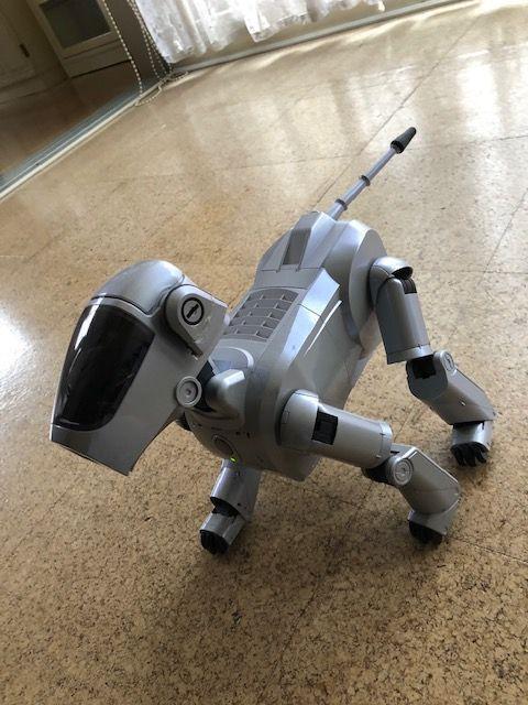 AIBO ERS-111 シルバー 充電スタンド付き New, unused] aibo ERS-111 Silver | eBay