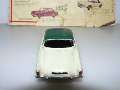 DINKY TOYS FRANCE, Studebaker Coupé State Commander, Repeint, Référence 24O . EUR 83,00 - FR