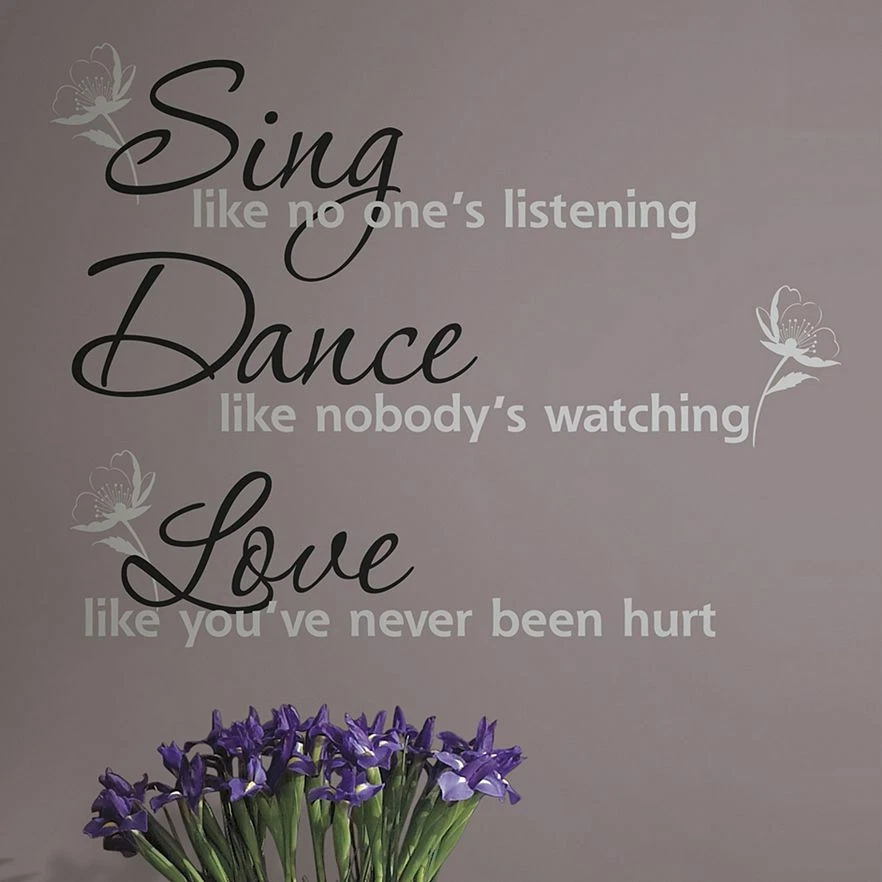 2 BOLSAS MEDIANAS REUTILIZABLES NUEVAS VERA BRADLEY/BOLSAS DE REGALO en ROSA SÓLIDO Foto 3 de 4