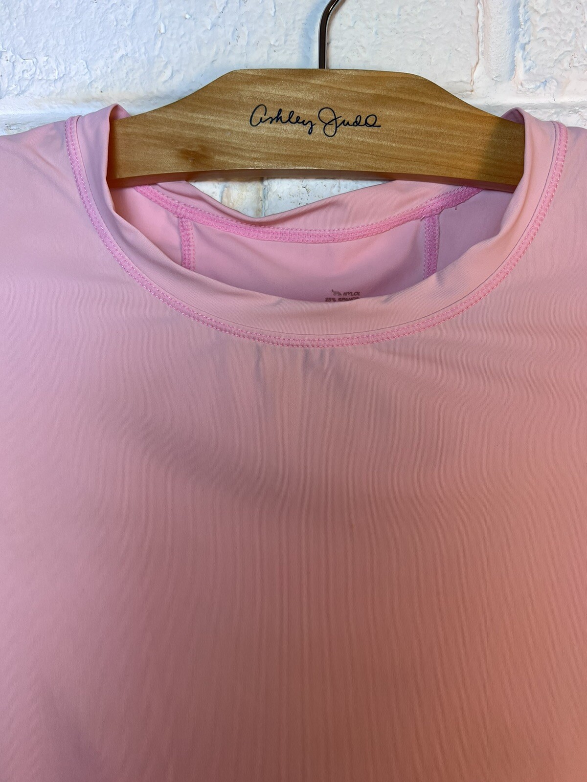 Zyia Women's Lightweight Panel Split Back Mesh T-… - image 4