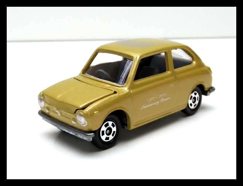 トミカ 9 SUBARU R-2 TOMY No. 9 Subaru R-2 | Tomica Wiki | Fandom