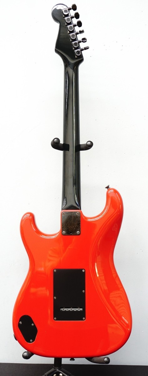 ギター Fender PlayerStratocaster M11489000001000-00-600x600.jpg