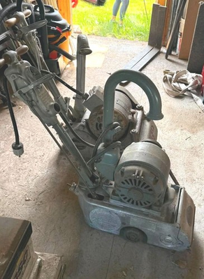 #ad Clarke American Alto Sander Floor Drum Sander C $400.00