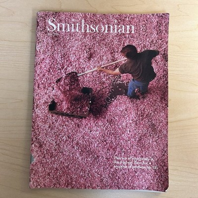 Smithsonian Magazine June 1991 Sea of Rose Petals Rain Forest Patrol Perfume