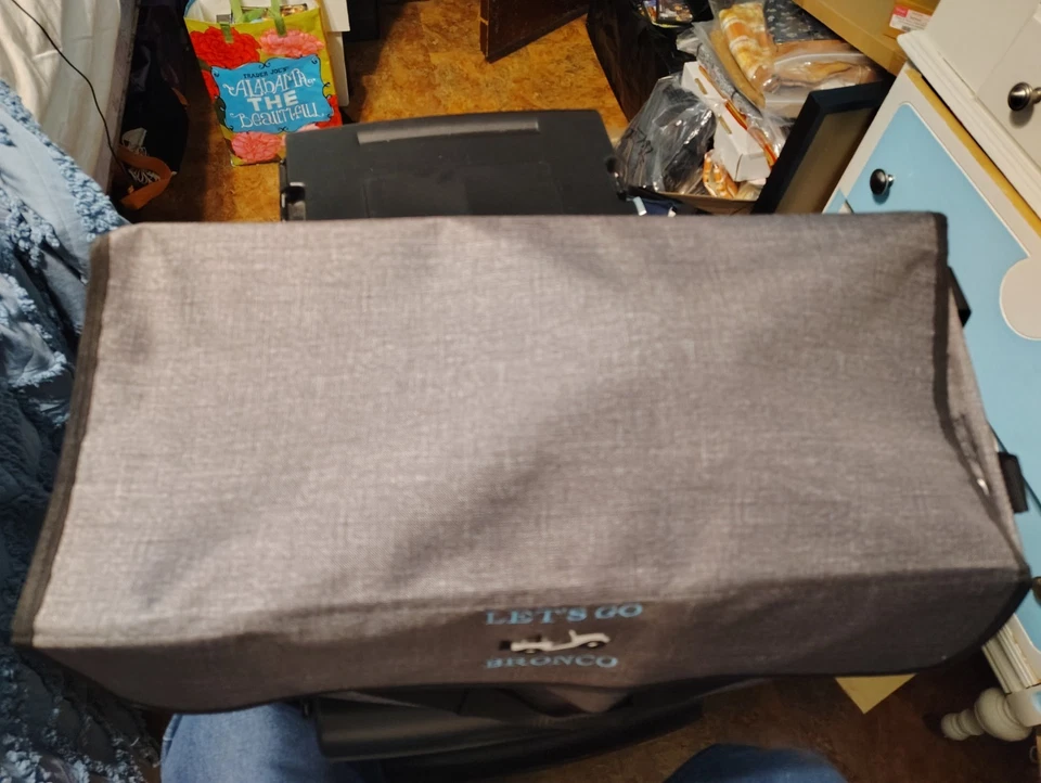 Thirty One Extra Large Storage Tote in Textured Grey - Image 3 of 4