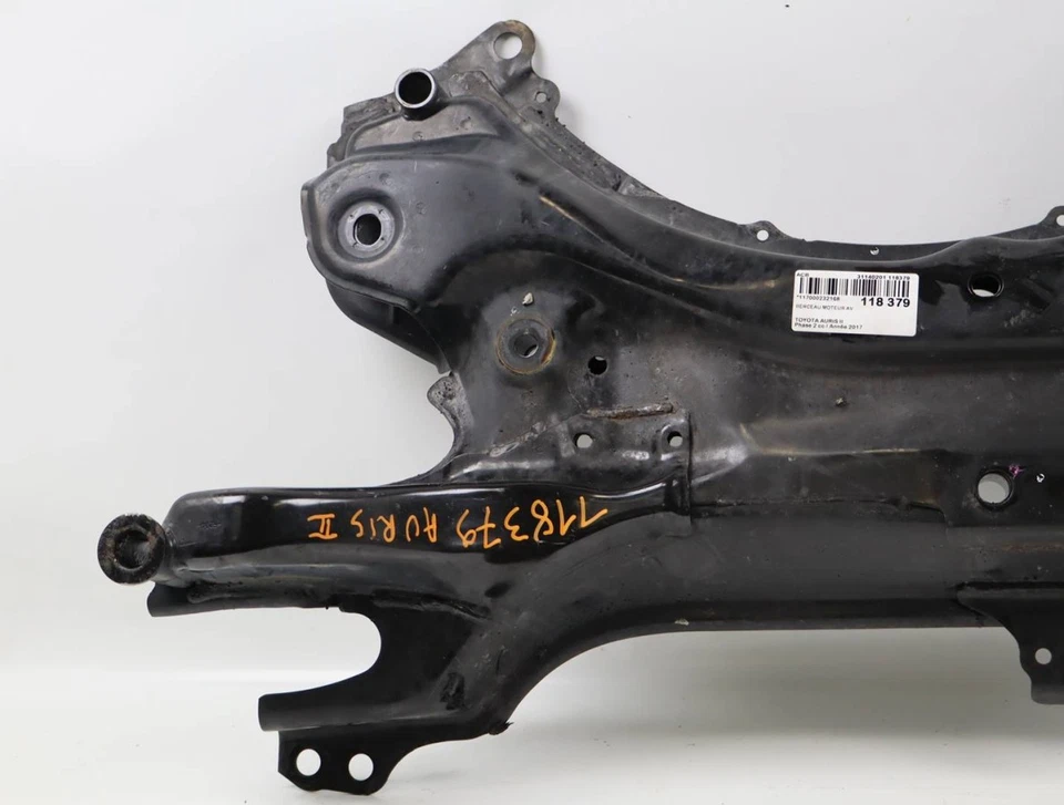 Berceau moteur avant occasion TOYOTA AURIS II Phase 2 - 1.2i 116ch - - Imagen 2 de 4