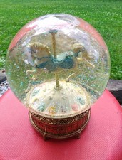 Vintage Rare Music Box Co Carousel Horse Snow Globe Gold Colored Base WORKS