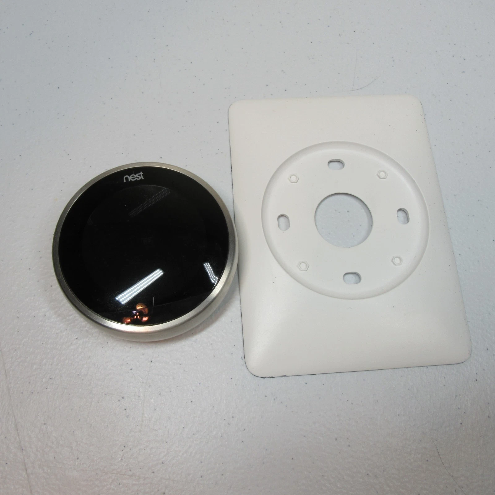 Google Nest 3rd Gen Learning Thermostat E360129 (A0013) Silver