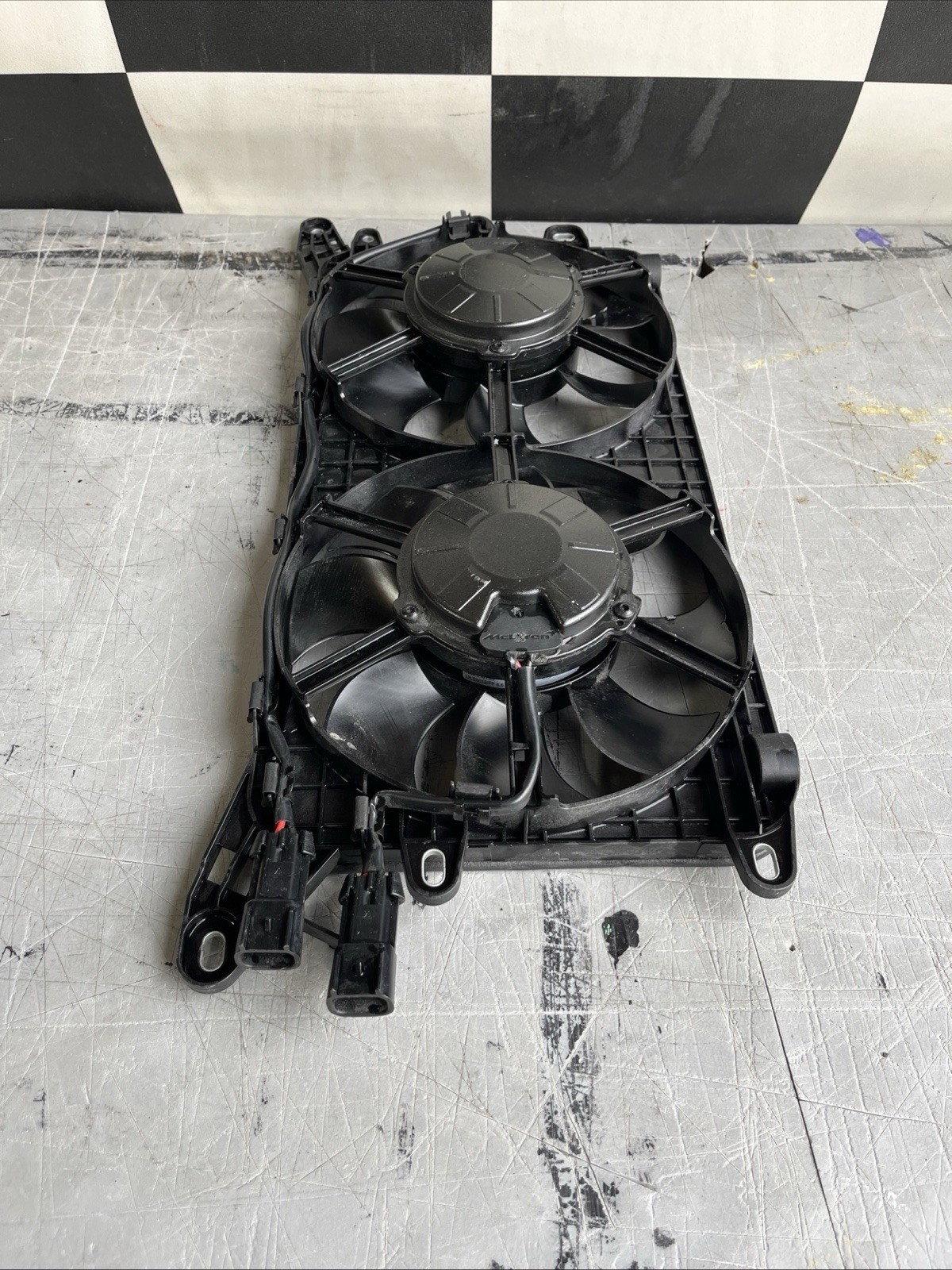 2023 2024 2025 McLaren Artura Radiator Cooling Fan Used Oem 16LA433CP