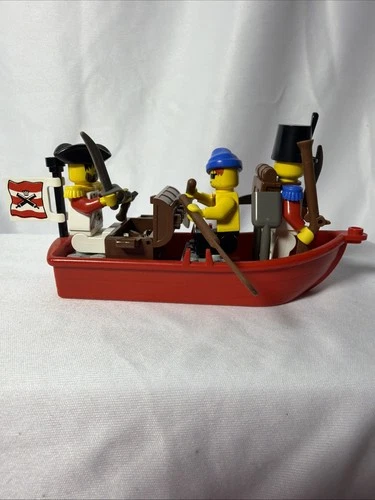 Vintage LEGO 6247 Bounty Boat set from the Pirates theme, released in 1992