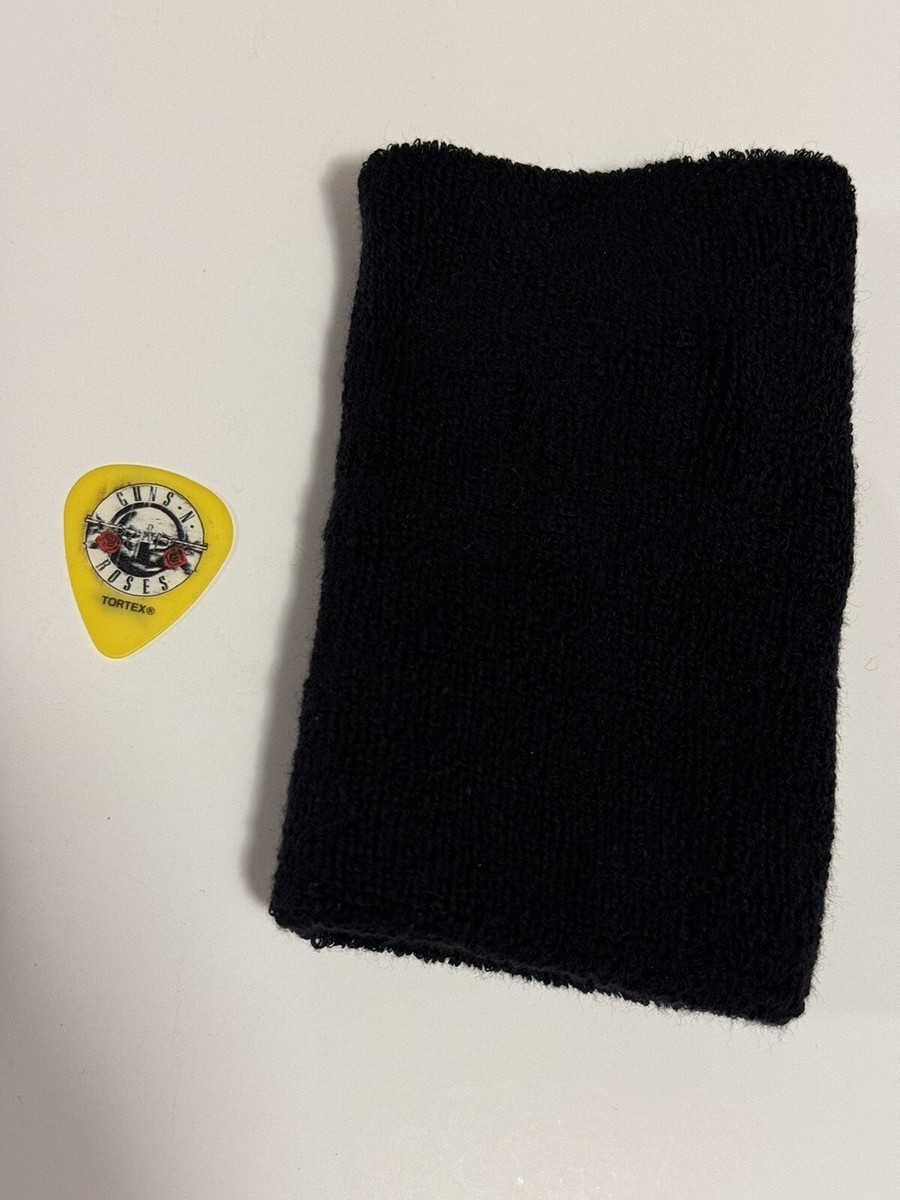 Guns N' Roses Duff McKagan Yellow Guitar Pick & Wristband - 2016