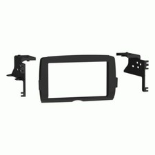 Metra 95-9701 Double DIN Stereo Install Kit for Select 2014-Up Harley-Davidson