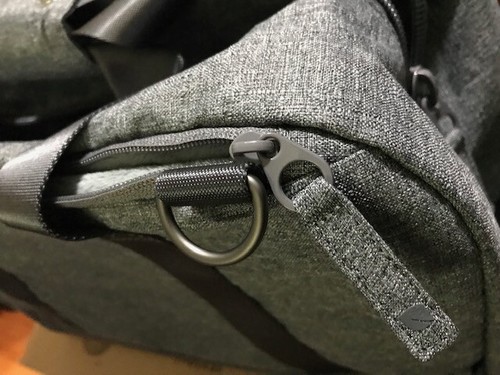 Incase Designs CorpEO Travel Duffel (Heather Gray) Brand New with Tags - Picture 7 of 12