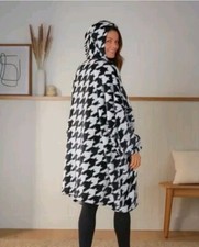 Houndstooth Dogtooth Unisex Hooded Oversized Blanket Soft Black White Hoodie