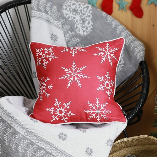 Set Of Two Red 18 Christmas Snowflakes Throw Pillow Covers - Bild 3 von 6