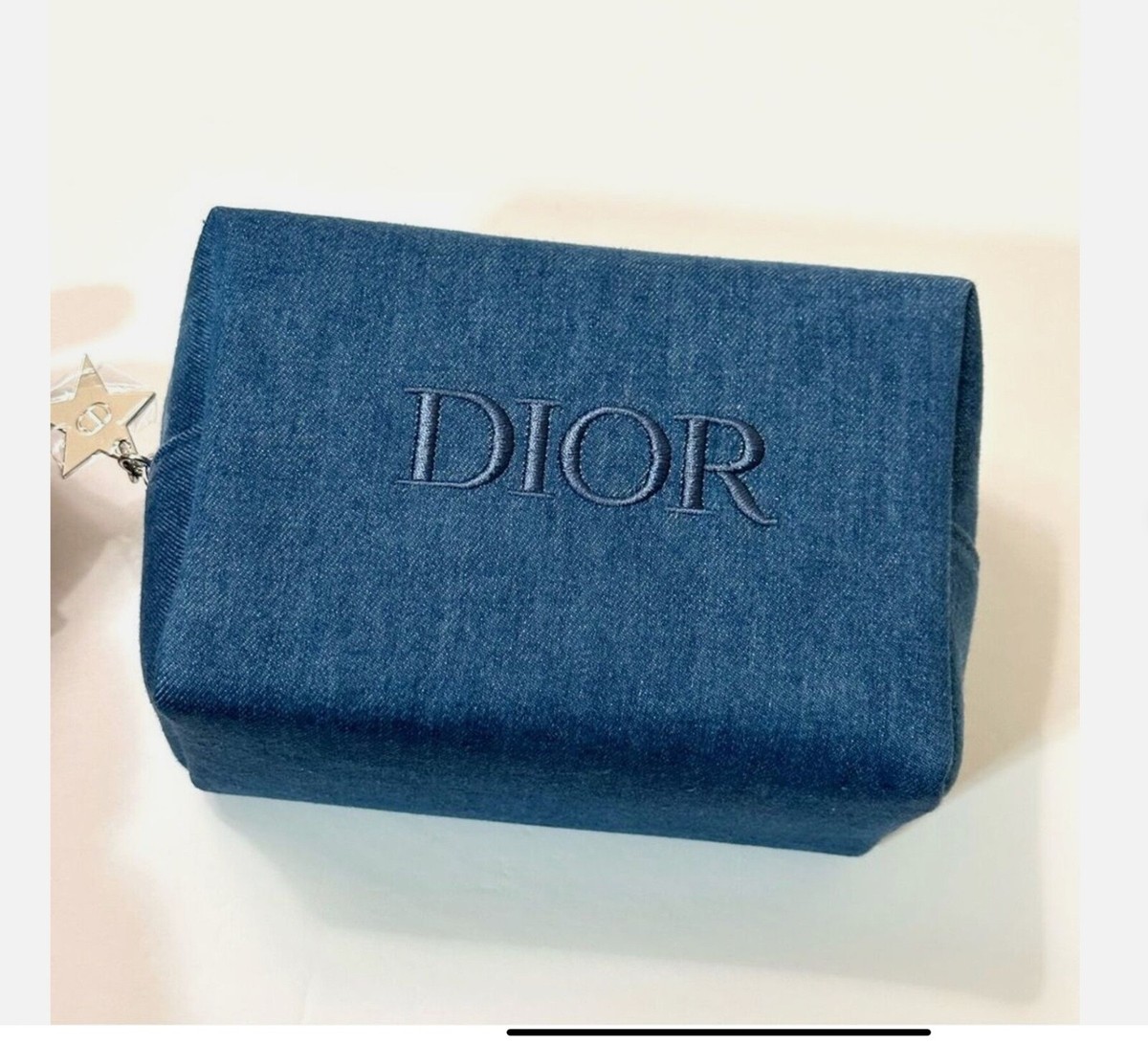 2024最新　ディオール デニムポーチ&ミニチュアセット DIOR】ミニコフレ限定セット入荷しました！ | 公式オンライン