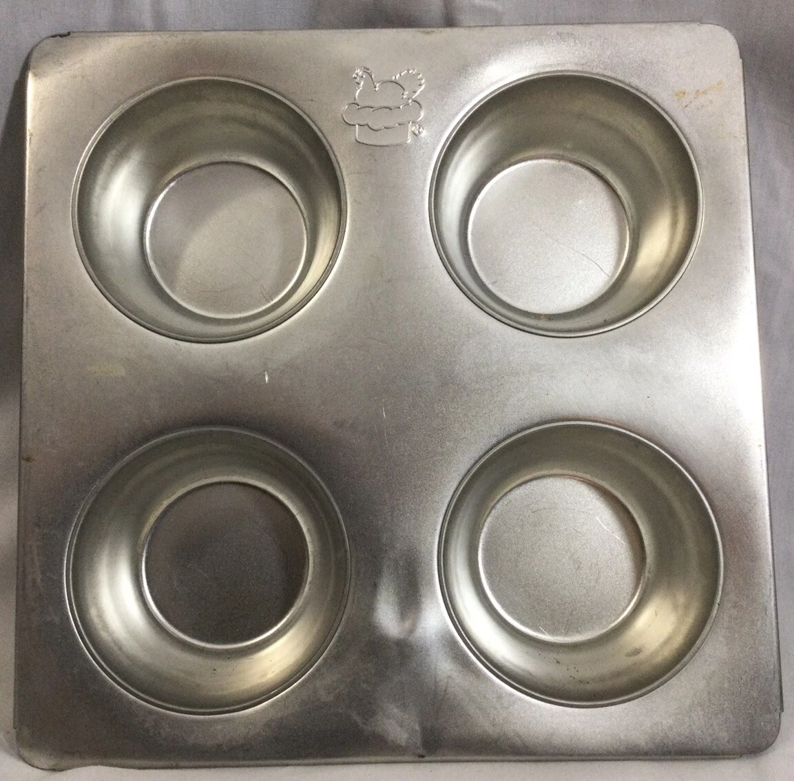 Pampered Chef Extra Large Muffin Pan
