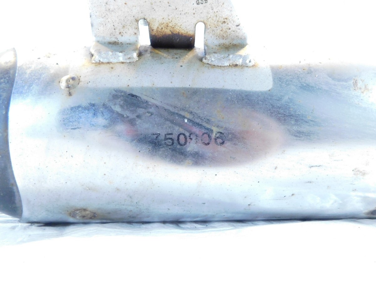 1995-1997 Kawasaki GPz1100 ZX1100 Right Side Muffler Exhaust