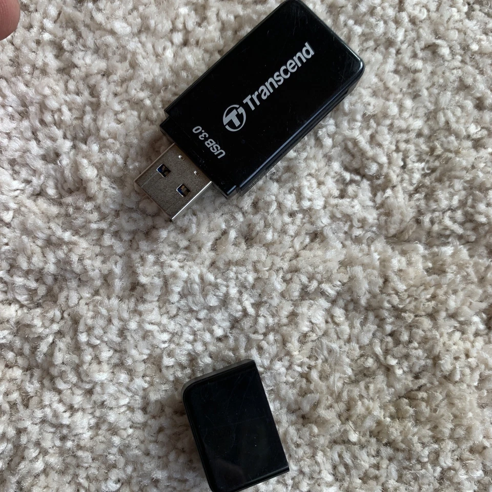 Black Transcend High-Speed RDF5 USB3.0 SDHC/SDXC/microSDHC/microSDXC Card Reader - Image 4 of 4