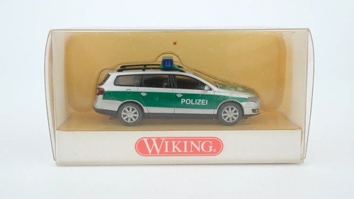 Wiking H0 1042733 VW Passat Variant policía plata verde | Condition: Gebraucht