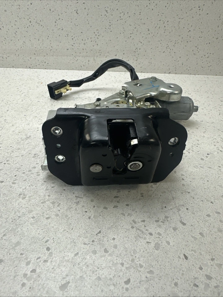 2009 - 2011 Ford Flex Rear Powered Hatch Lock Latch Actuator (OEM) Used Foto 2 de 4