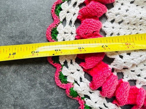 Pink and White Rose Floral Granny Core Crochet Table Centerpiece - Picture 4 of 9