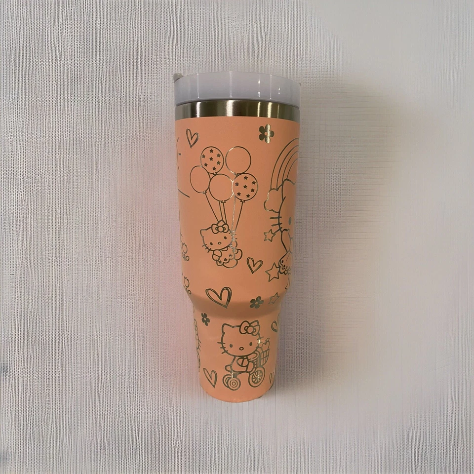 Vaso grabado personalizado de 40 oz Sanrio Hello Kitty en rosa crepúsculo Foto 2 de 4