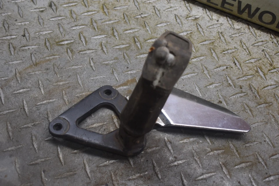 REPOSAPIÉS C1-10 CON MONTAJE MOTO SUZUKI GS500F GS 500 F ENVÍO RÁPIDO GRATUITO Foto 2 de 4