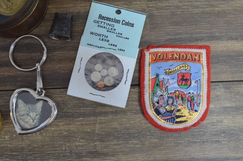 Drawer Trinket Lot Various Random Artifacts Keychain Patches Lock Box - Picture 8 of 13