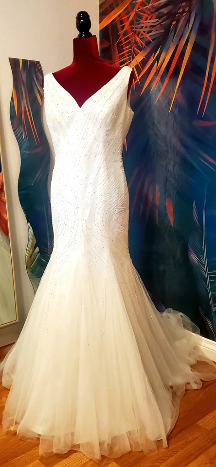 ¡HERMOSO VESTIDO DE NOVIA SIRENA!!! Foto 2 de 4