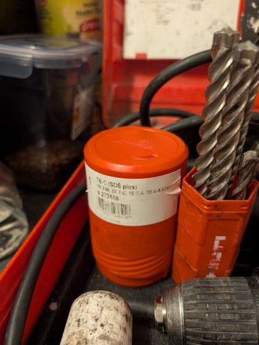 Hilti TE 7-C Bohrhammer mit Koffer und Bohrer Gebraucht - Bild 6 von 11