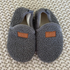 Unisex Kids Grey Sherpa Slip-On Slippers Rubber Sole 10-10.5