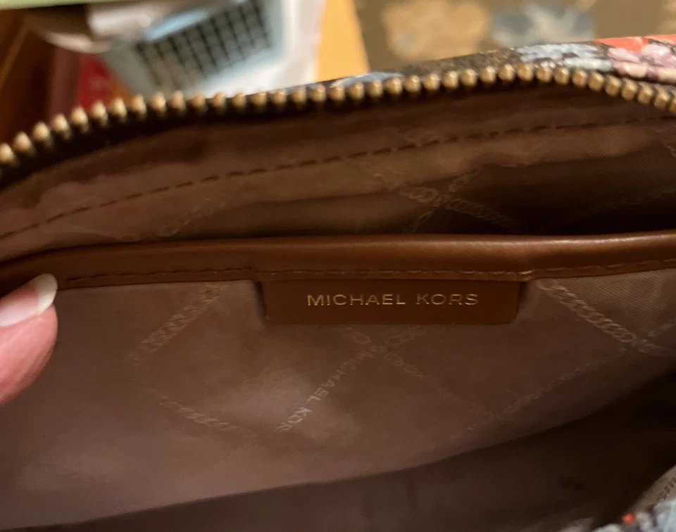 Bolso bandolera Michael Kors East West Signature floral Foto 4 de 4