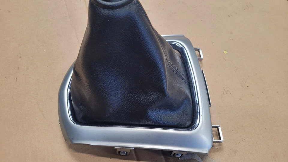 Nissan Qashqai N-Tec J11 2015 radiador deflector de aire 623224EA0A - Imagen 3 de 4