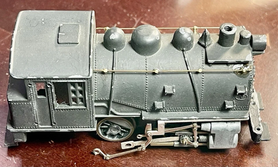 LOCOMOTORA DE VAPOR LIL JOE 0-4-0 con ENGRANAJE DE VÁLVULA DE COLECCIÓN HO VARNEY - PARA REPARACIÓN Foto 4 de 4