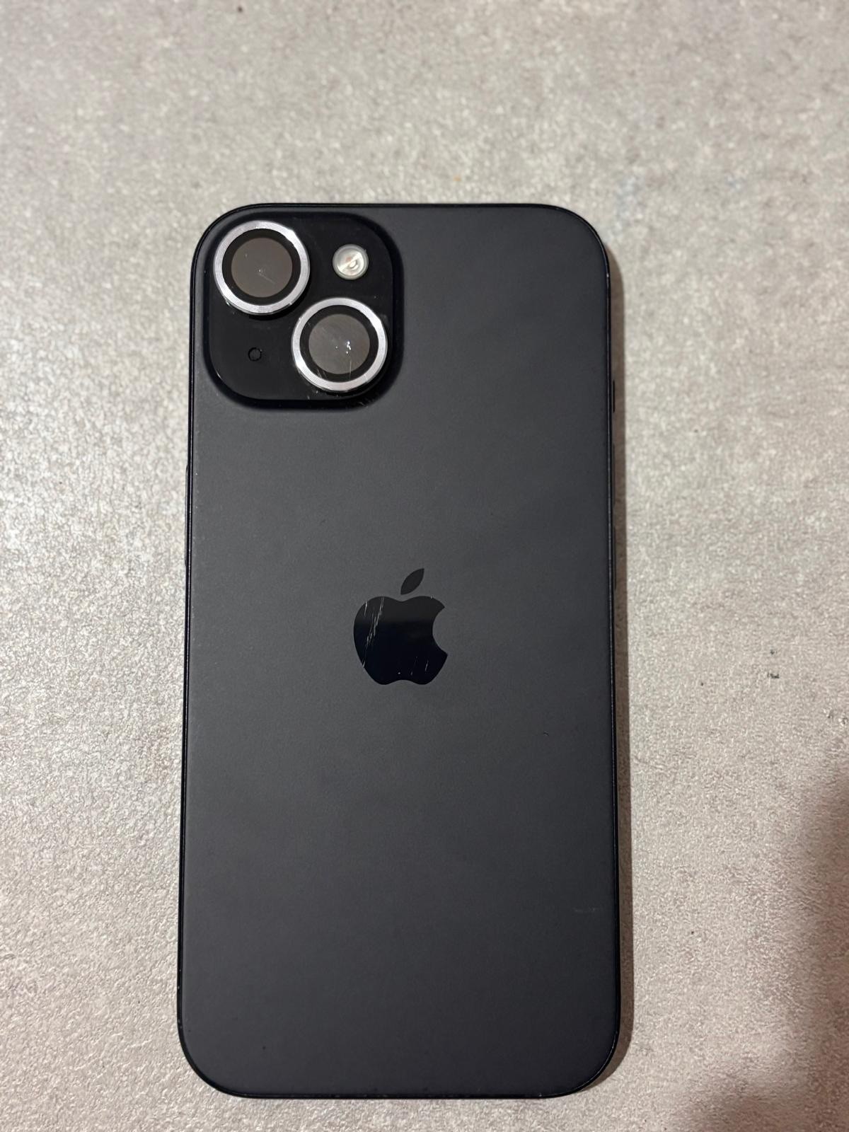Apple iPhone 15 - 128GB - Nero