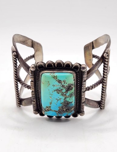 Turquoise Navajo Bracelet Vintage Cuff Sterling Silver - Picture 1 of 6