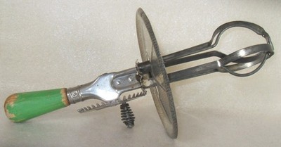 A&J Vintage Hand Crank Egg Beater Mixer With Wooden Handle & Splatter Shield 12''