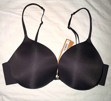 SKIMS Ultimate Super Push-Up Plunge Underwire...