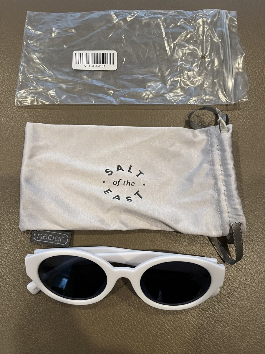 Nectar Salt of the East Wynwood Polarized Sunglasses with Soft Case Nectar Salt of the East Wynwood Polarized Sunglasses with  main image 3